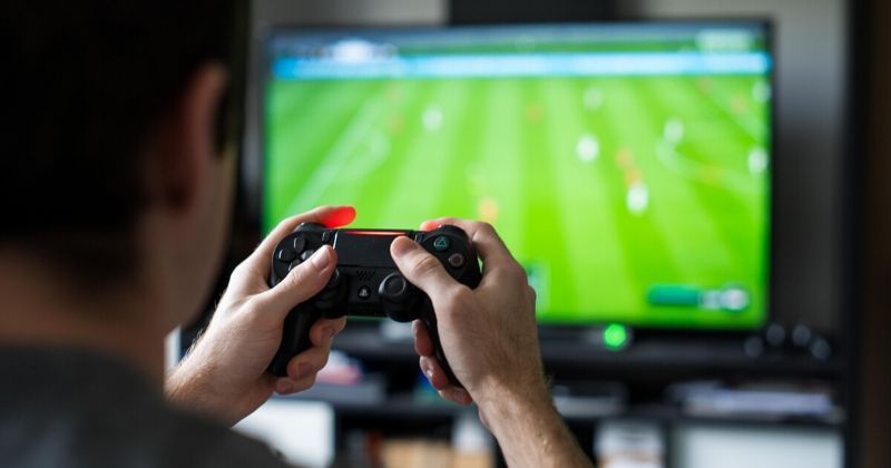 playing football video games on ps4