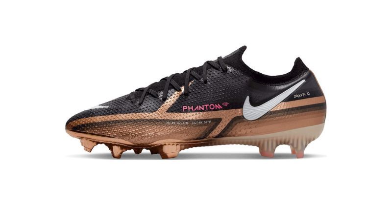 mens nike phantom gt2 football boots in gold