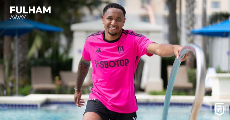 player wearing fulham 2023-24 away kit in bright pink